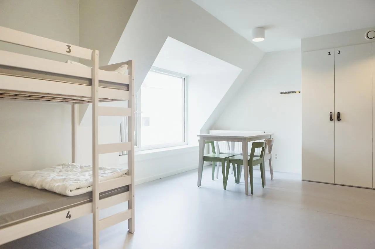 Snuffel Youth Hostel Μπριζ 0*,  Βέλγιο