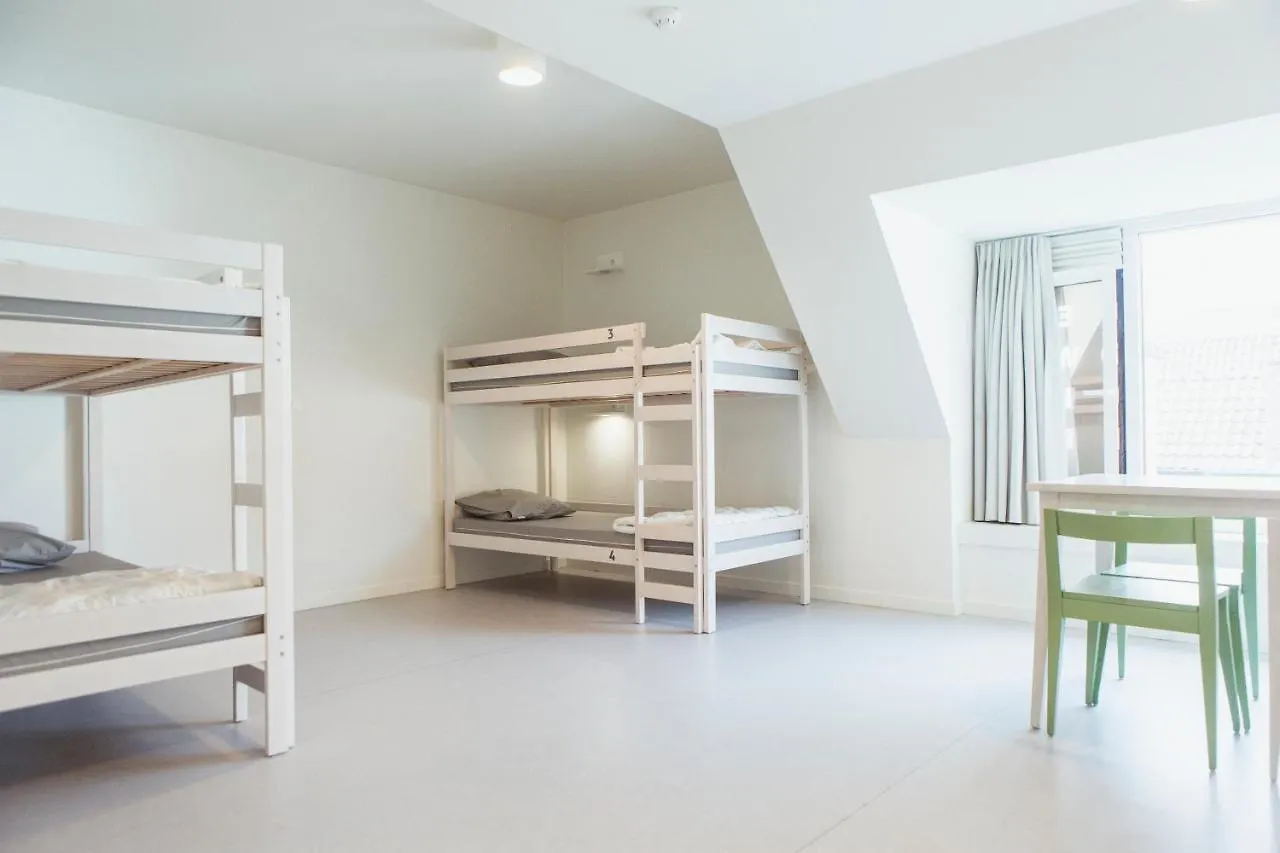 Snuffel Youth Hostel Μπριζ 0*,  Βέλγιο